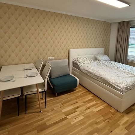 Exclusive Serviced Flat On Taborstrasse Vienna Exterior photo